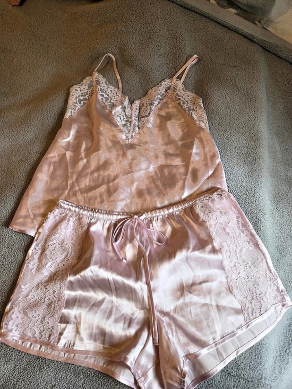 In Bloom by Jonquil LUN040 Lace Satin Cami Short Set in Pink Size Small